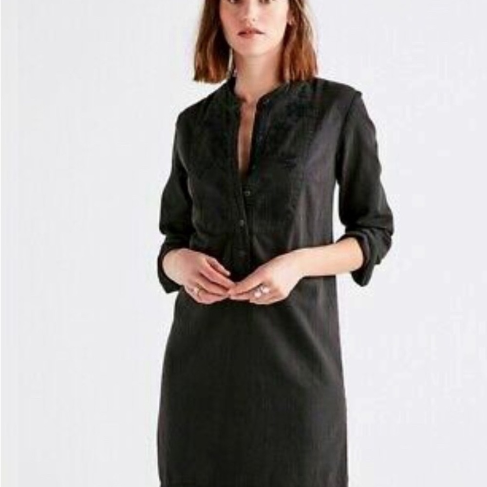 Lucky Brand Small Black Demin Dress. Stunning embroidery. EUC.